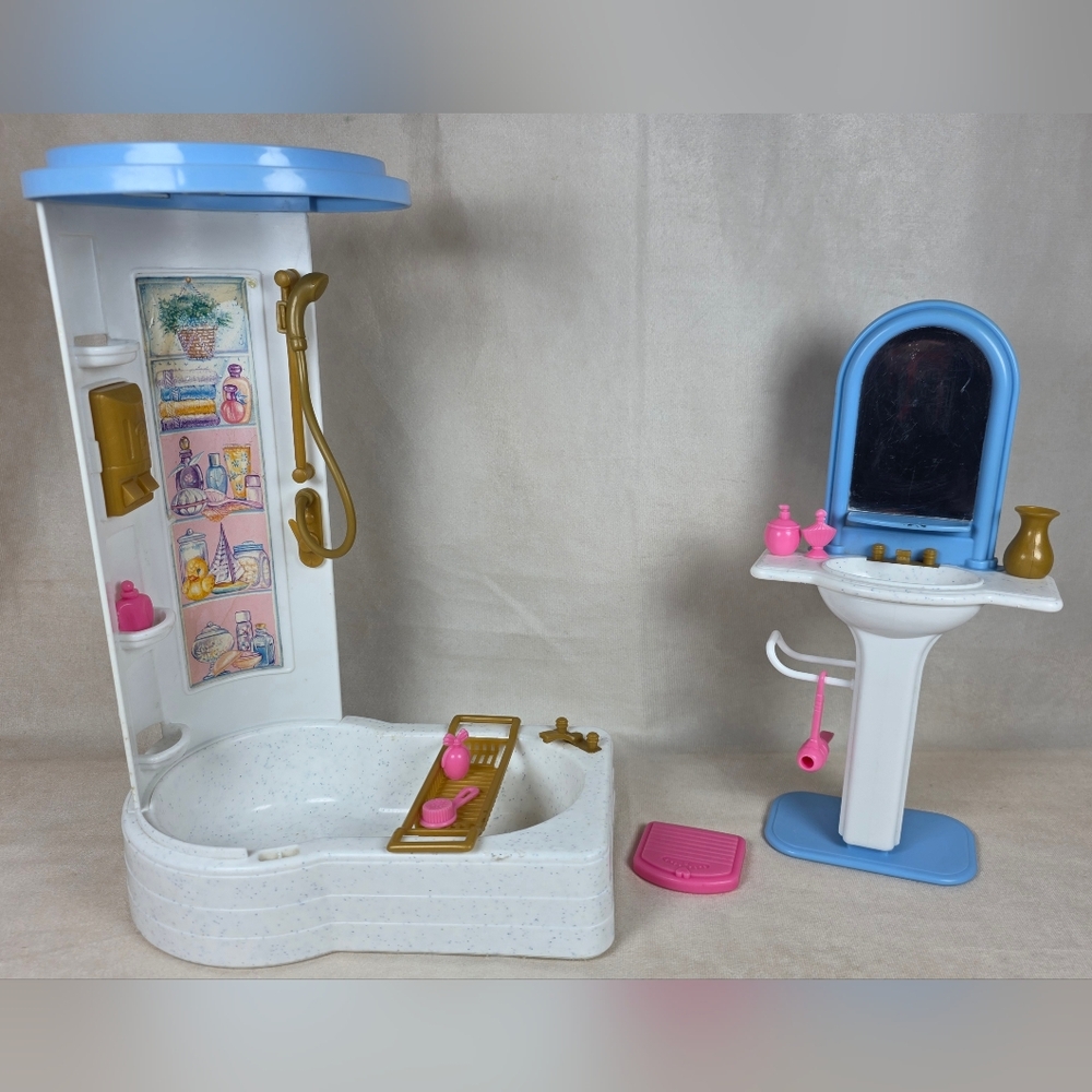 Barbie So Real So Now Bathroom 1999  Vanity Sink & Shower
